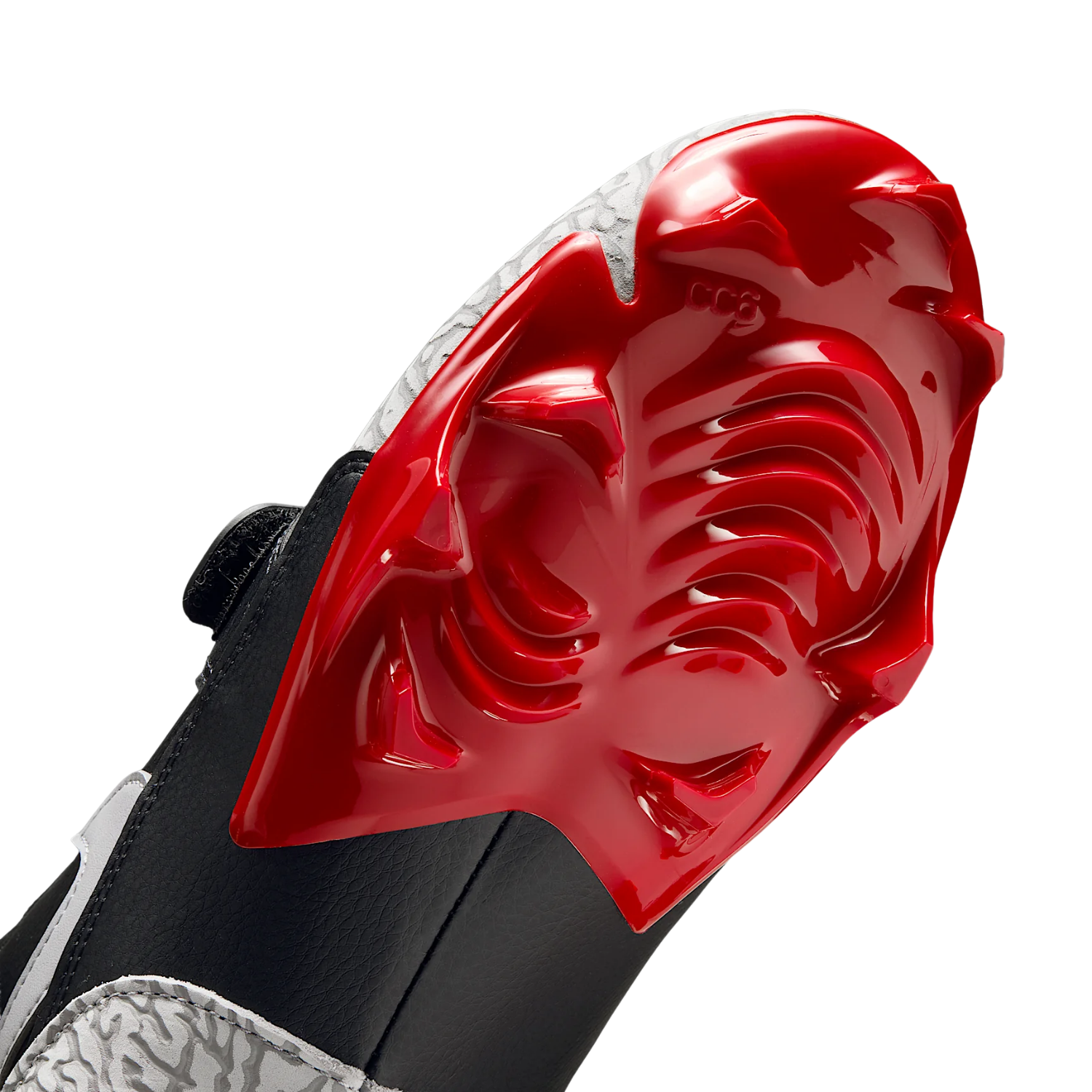 Jordan Legacy 312 Low TD closeup of the red toe traction plate